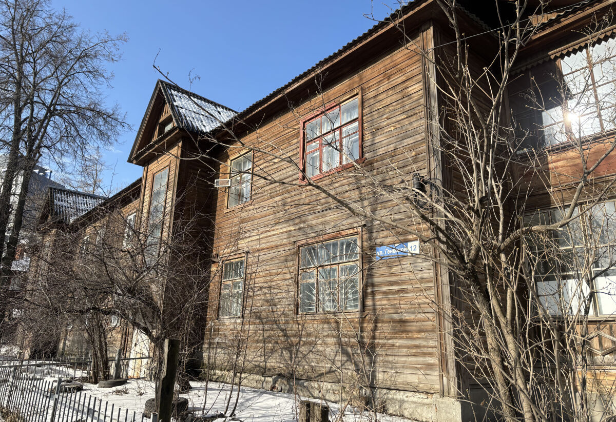 Три аварийных и ветхих дома расселили по КРТ на Генкиной в Нижнем Новгороде - фото 1