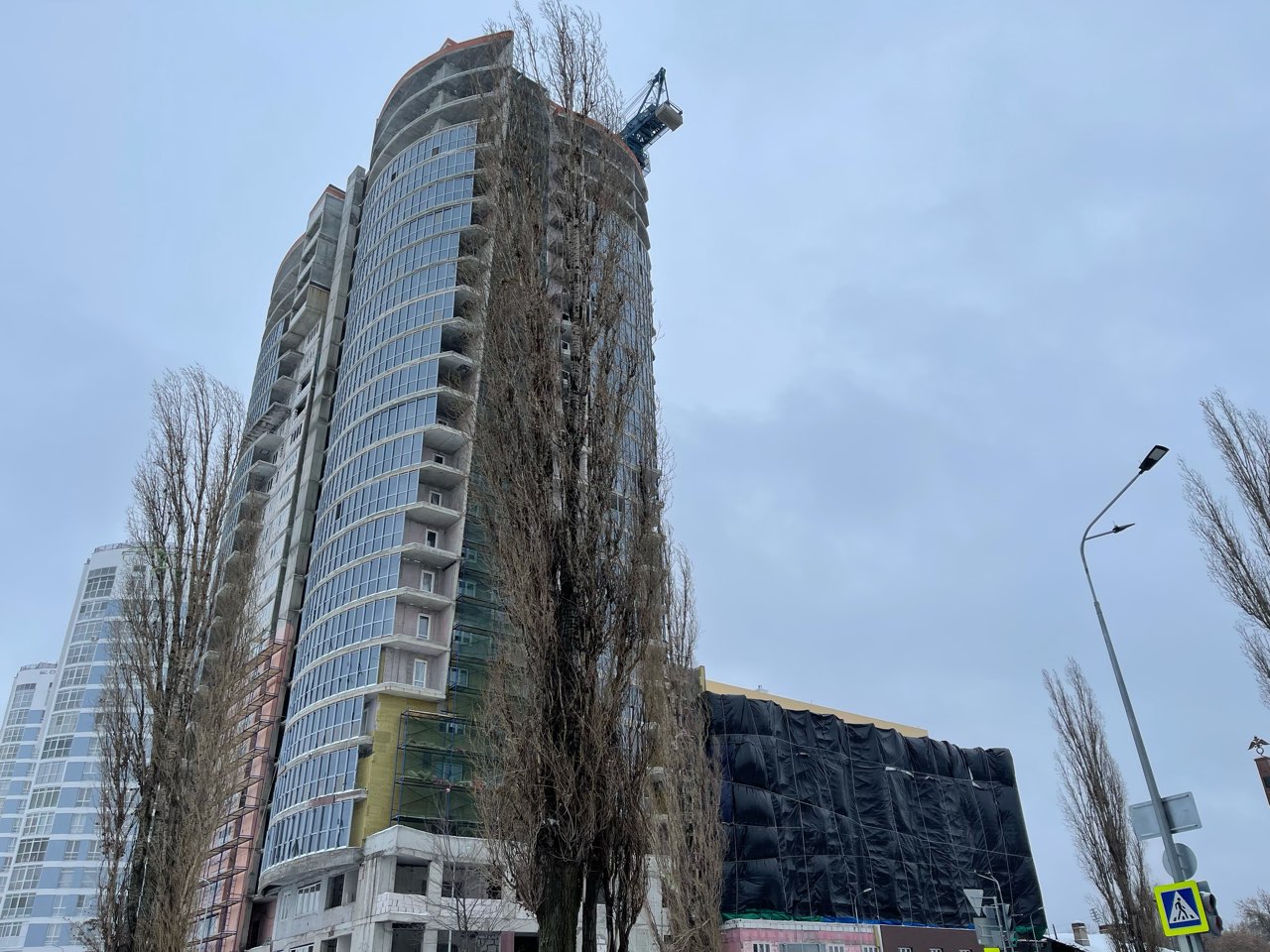 Площадь Сенную в Нижнем Новгороде перекроют из-за демонтажа башенного крана 1 и 2 мая  - фото 1