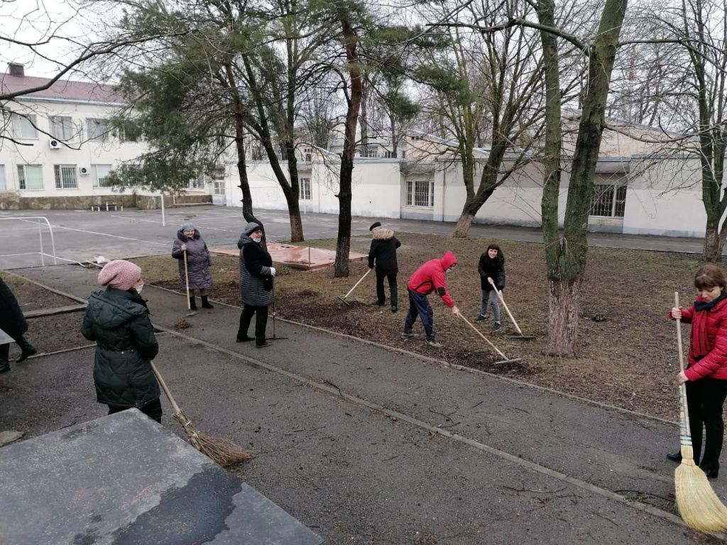 В рамках масштабного субботника в Ростове собрали 186 тонн мусора
