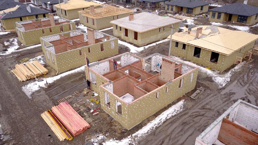 Новоселье в ближайшее время отметят жильцы первых двух очередей КП «Легенда»