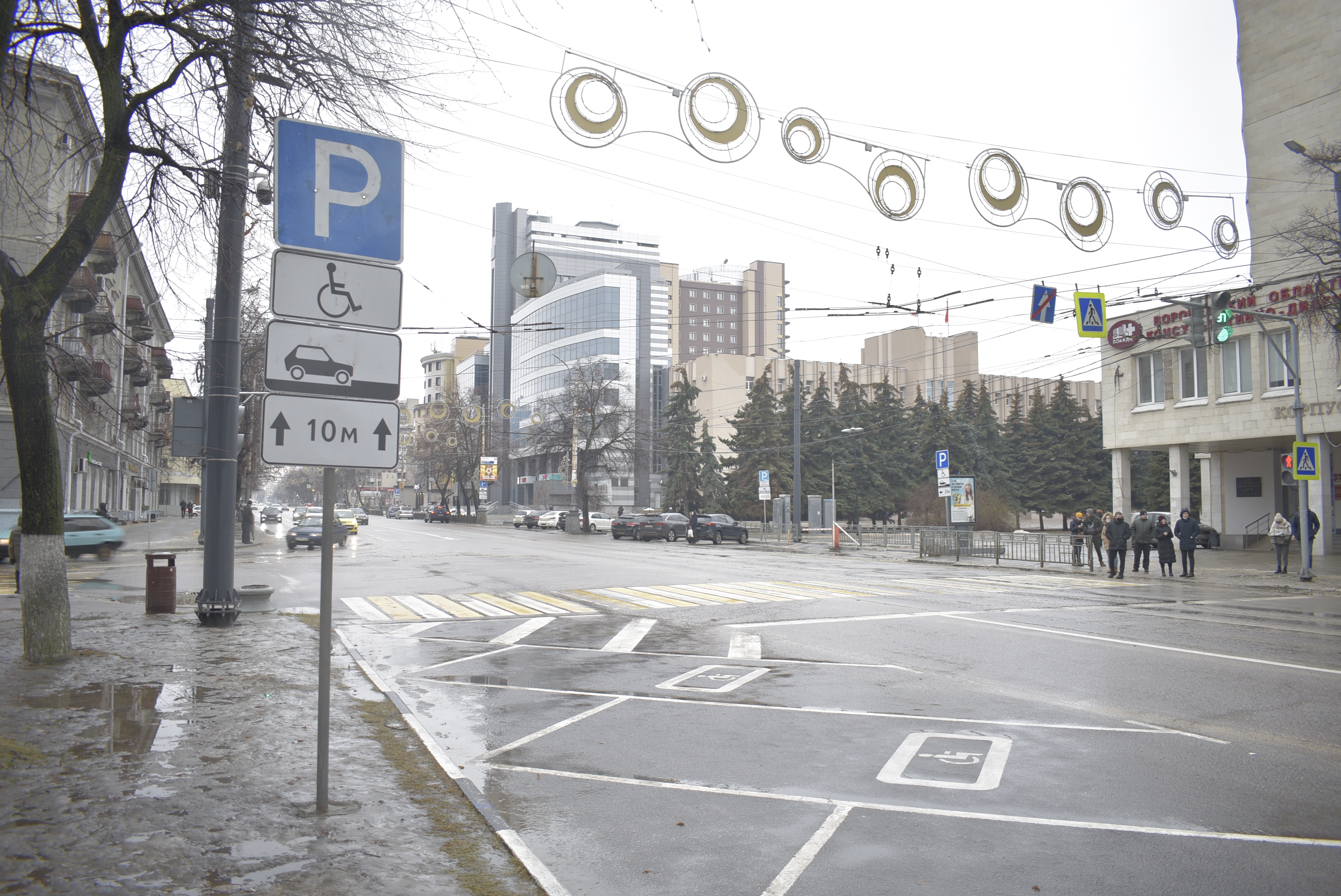 Какими методами можно решить проблему с парковками в Воронеже? - фото 5