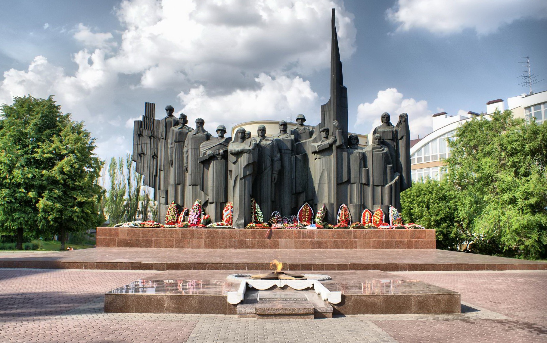 На реставрацию воинских захоронений в Воронеже выделена рекордная сумма  - фото 1