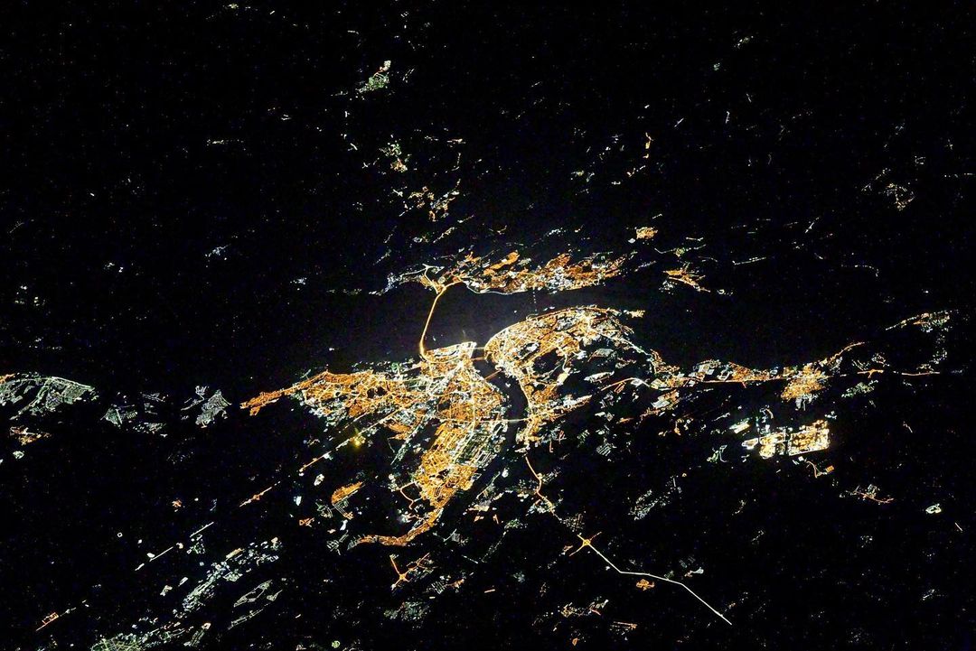Российский космонавт показал вид на ночной Нижний Новгород с МКС - фото 1