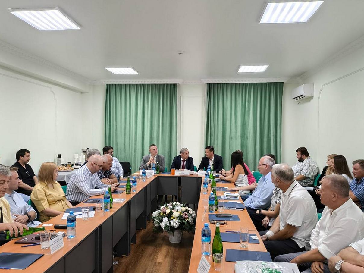 Более 60 переговоров провели нижегородские предприятия во время бизнес-миссии в Дагестане - фото 1