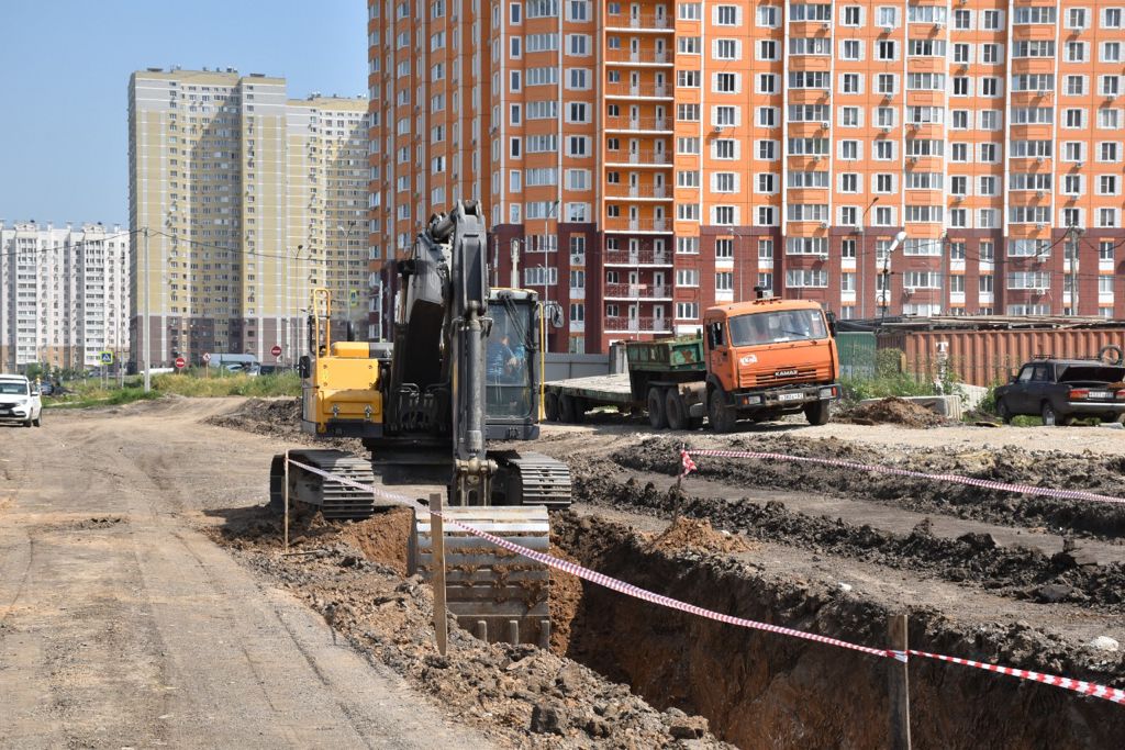 В Левенцовском жилом районе Ростова ведется строительство четырех автодорог
